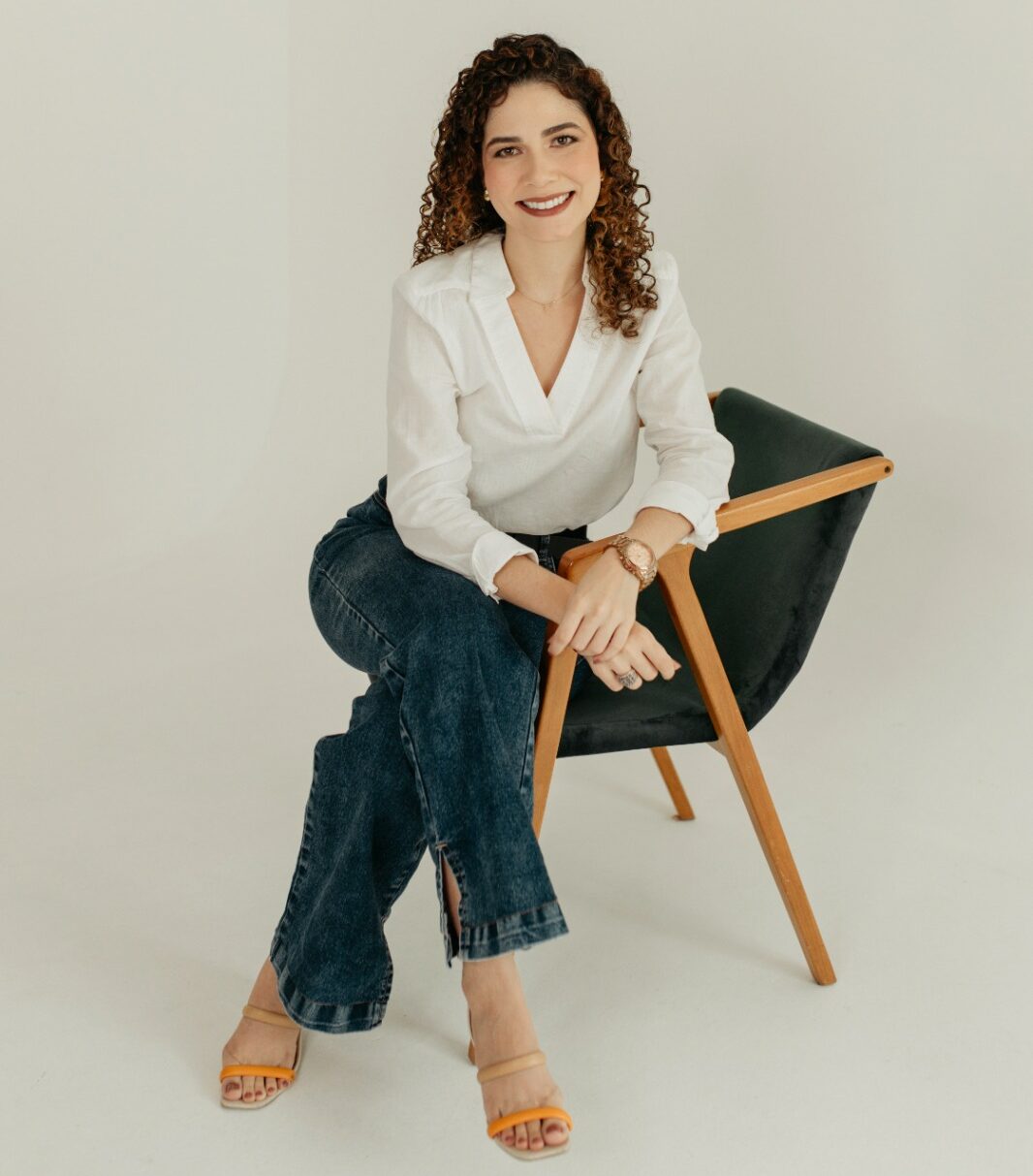 Dra. Sílvia Helena Cândido